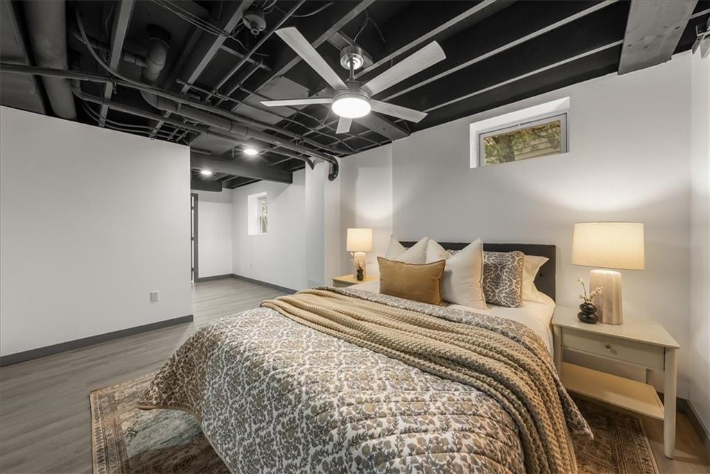 10921 Reeder Street Overland Park, KS 66210 - Photo 31 of 44