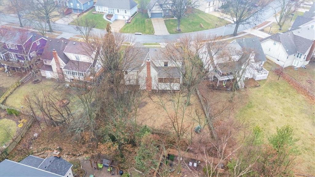 10921 Reeder Street Overland Park, KS 66210 - Photo 41 of 44