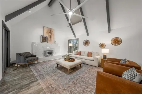 $585,000 | 10921 Reeder Street, Overland Park, KS 66210