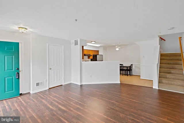 $370,000 | 1819 Watch House Circle South, Severn, MD 21144