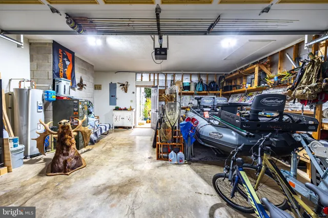 a view of a house with street