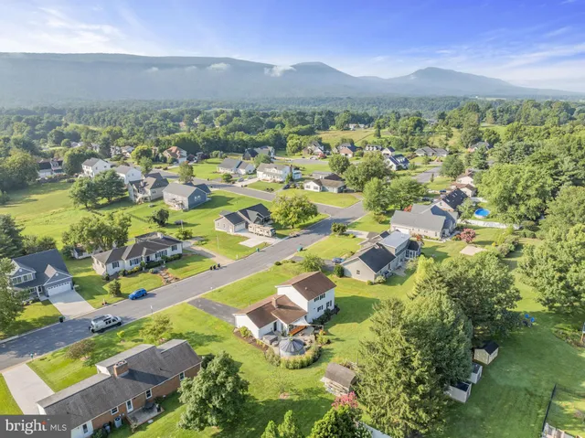 $449,000 | 714 Jackson Street, Woodstock, VA 22664