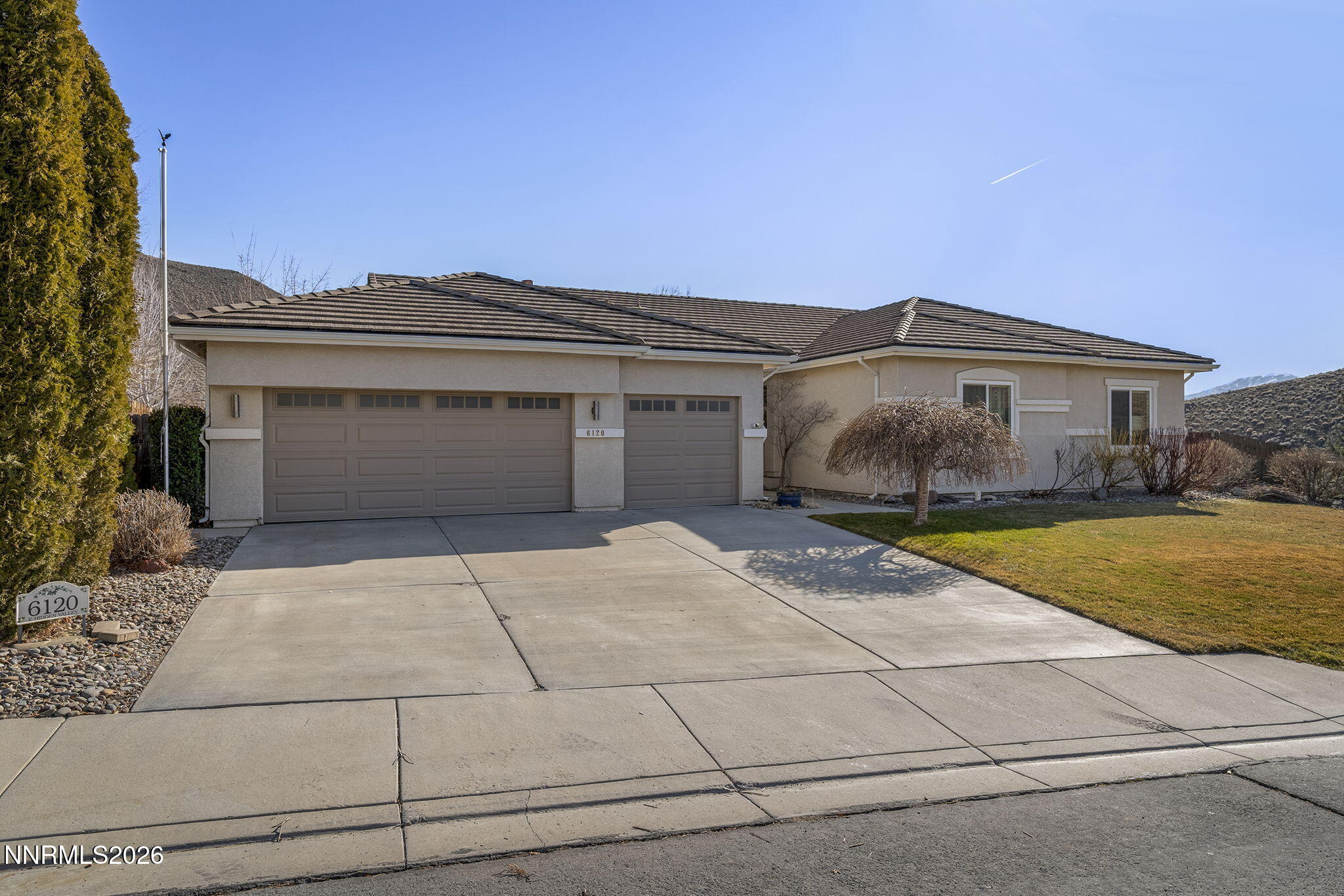 6120 East Hidden Valley Drive Reno, NV 89502 - Photo 3 of 44 3-web-or-mls-_DSC8069