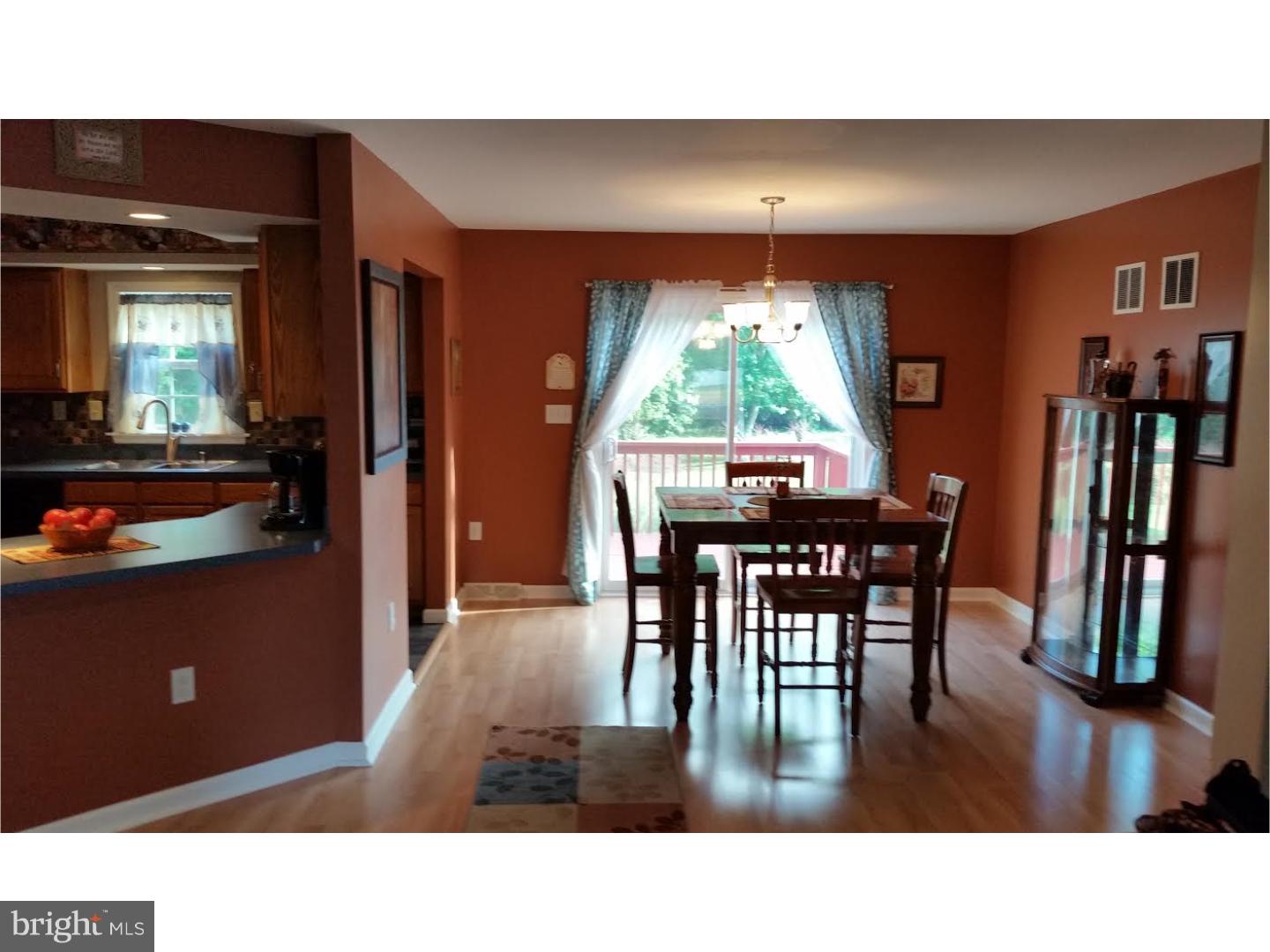 571 East Forest Grove Road Vineland, NJ 08360 - Photo 3 of 11