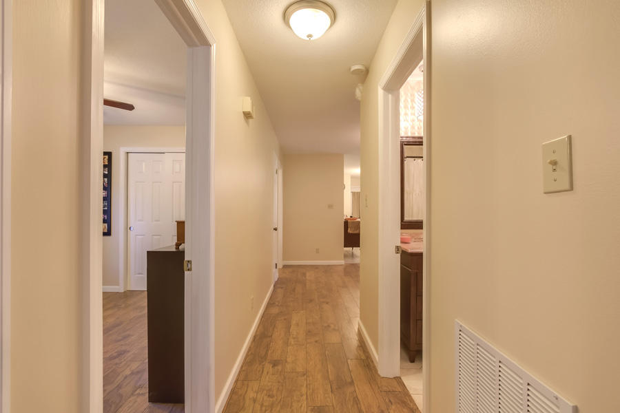 4617 Springbrook Road Knoxville, TN 37921 - Photo 22 of 27 21_SpringbrookRoad_4617_GuestHall