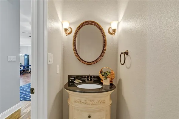 $3,095 | 3300 Fountain Way, Granbury, TX 76049