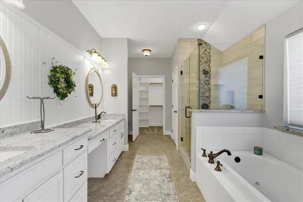 $3,095 | 3300 Fountain Way, Granbury, TX 76049