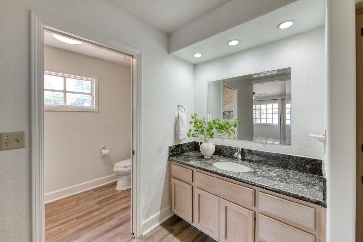 9465 North Madison Ridge Road Fresno, CA 93720 - Photo 27 of 34