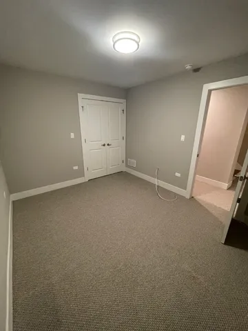 $4,045 | 215 South Hamilton Avenue, Unit 1N, Chicago, IL 60612