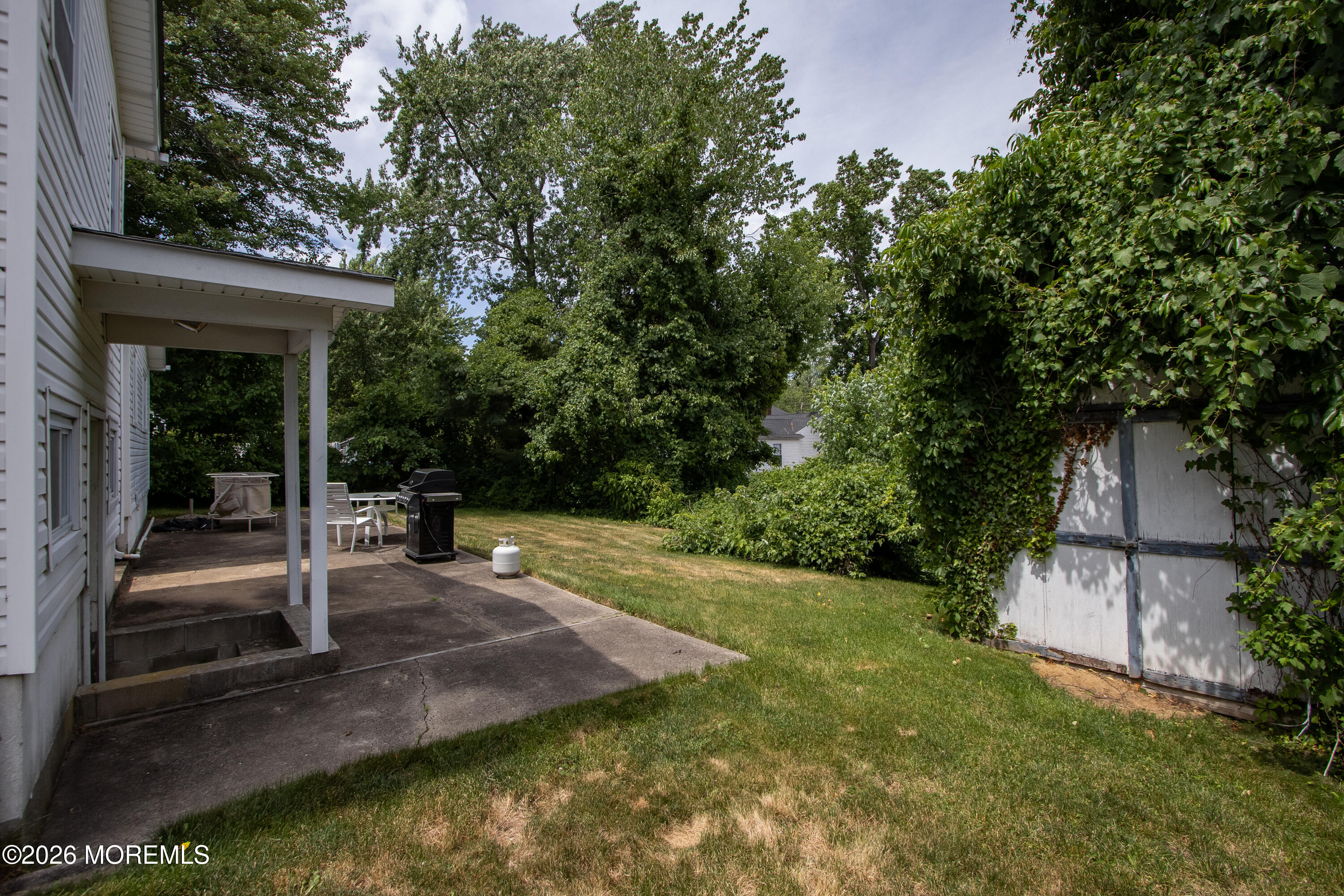 47 Walnut Avenue Red Bank, NJ 07701 - Photo 22 of 34 yard