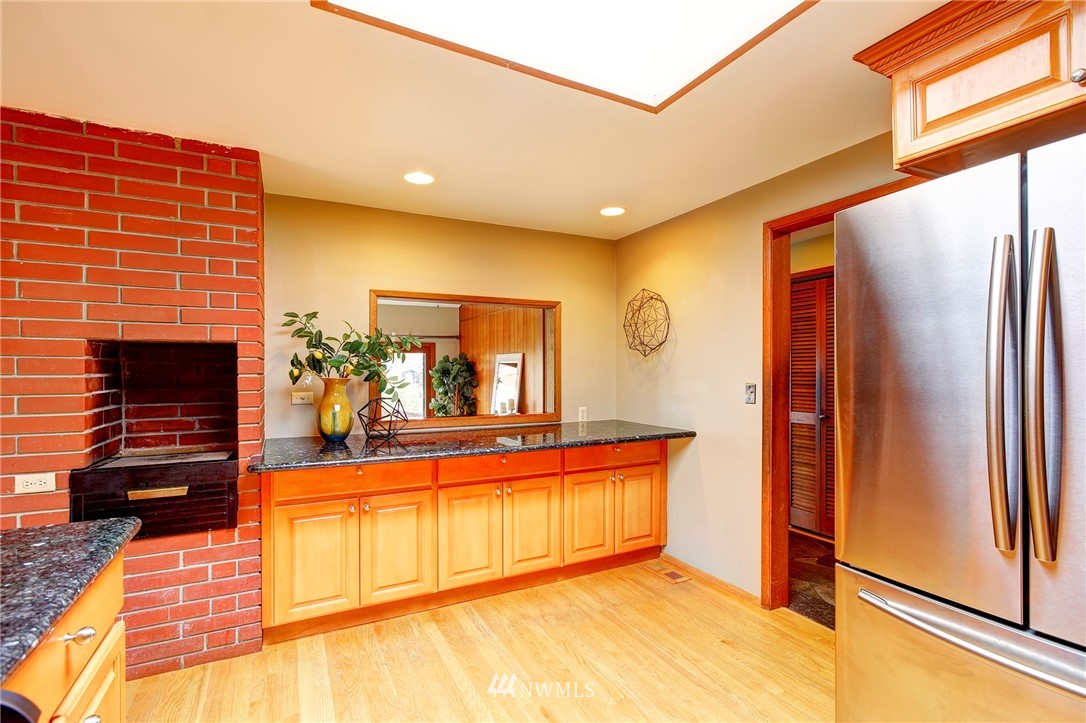 6944 South Rustic Road Seattle, WA 98178 - Photo 13 of 22 Gallery Image 13