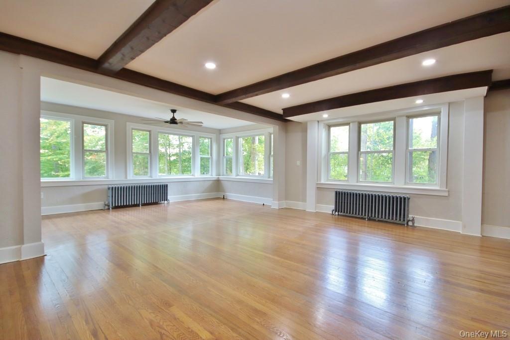 233 Haviland Drive Patterson, NY 12563 - Photo 4 of 19 Recessed lighting in Living Room