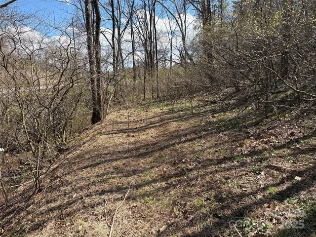 $159,000 | 8951 Highway 25, Marshall, NC 28753