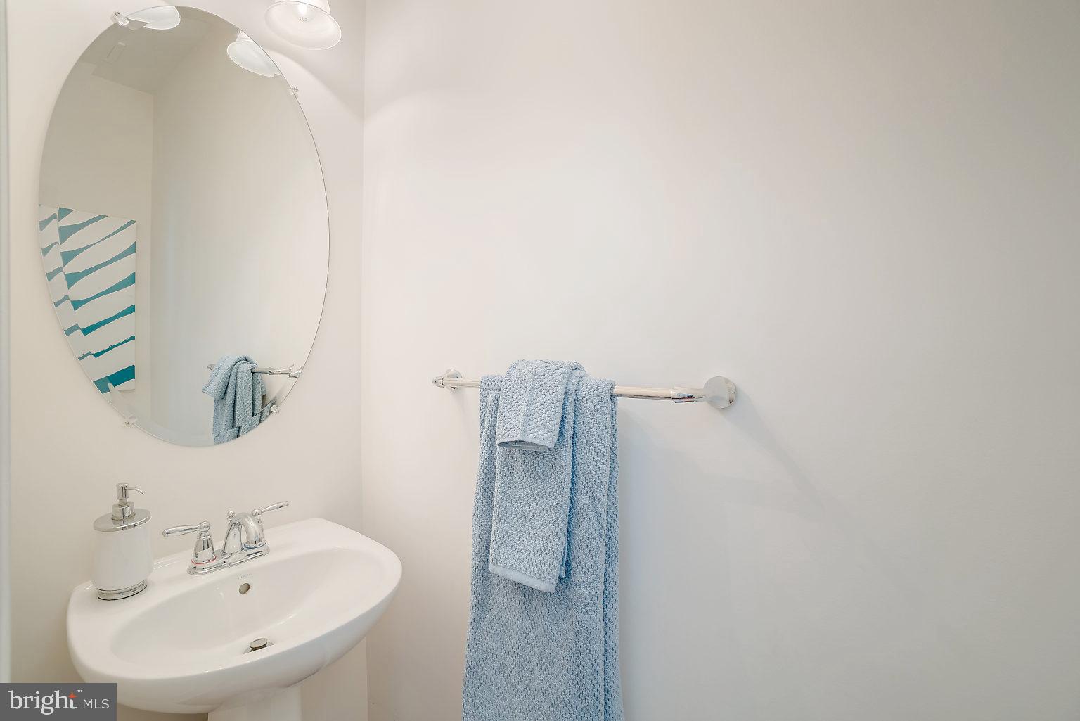 718 Daft Road Baltimore, MD 21220 - Photo 7 of 54