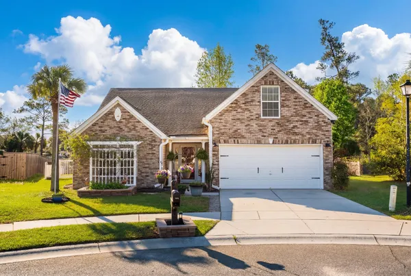 $625,000 | 1476 Harbor Mist Court, Charleston, SC 29492