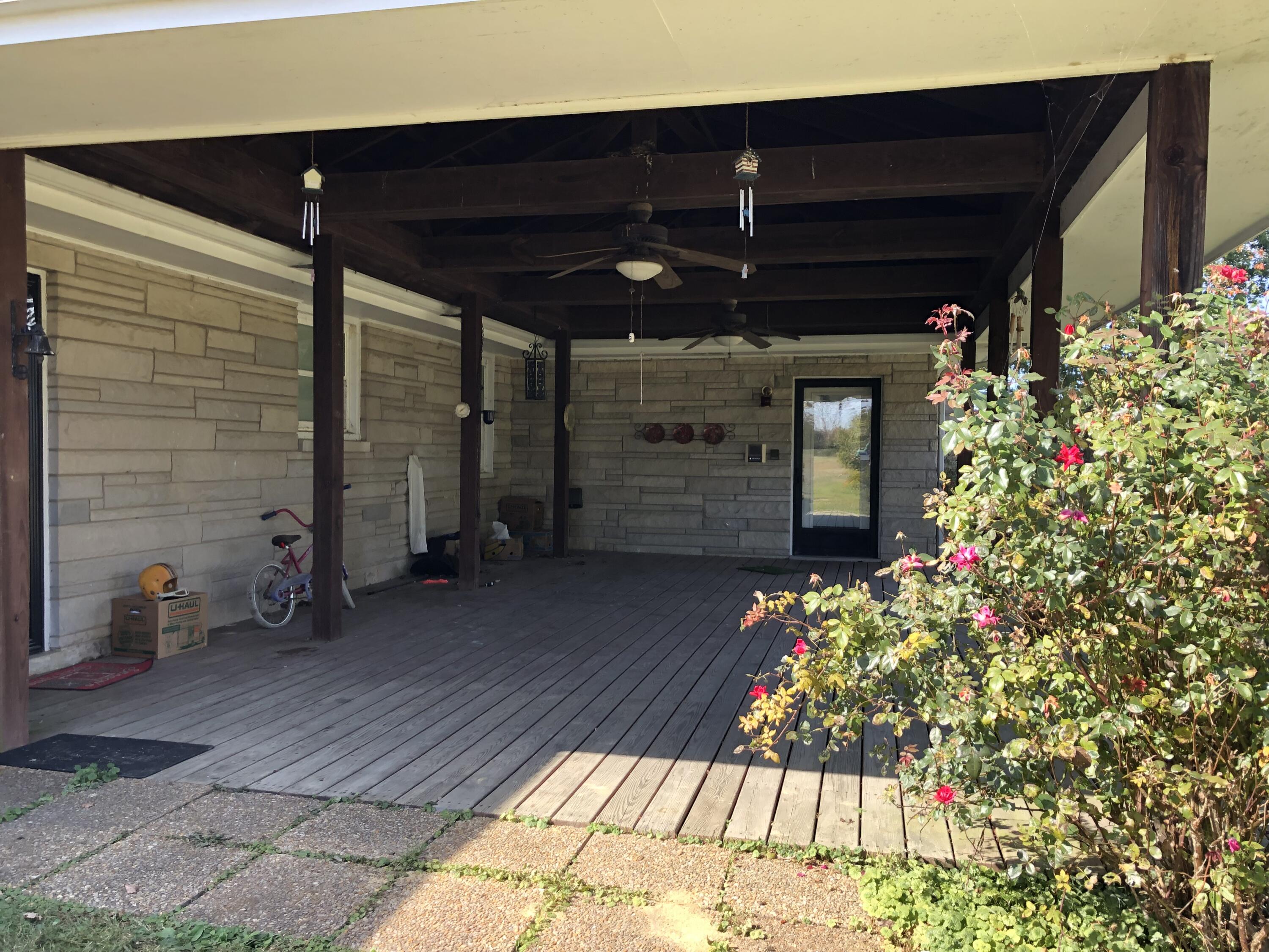 4061 McCormick Road Mount Sterling, KY 40353 - Photo 11 of 89 2BACD42A-6B96-4306-AB6A-AB6A91379892