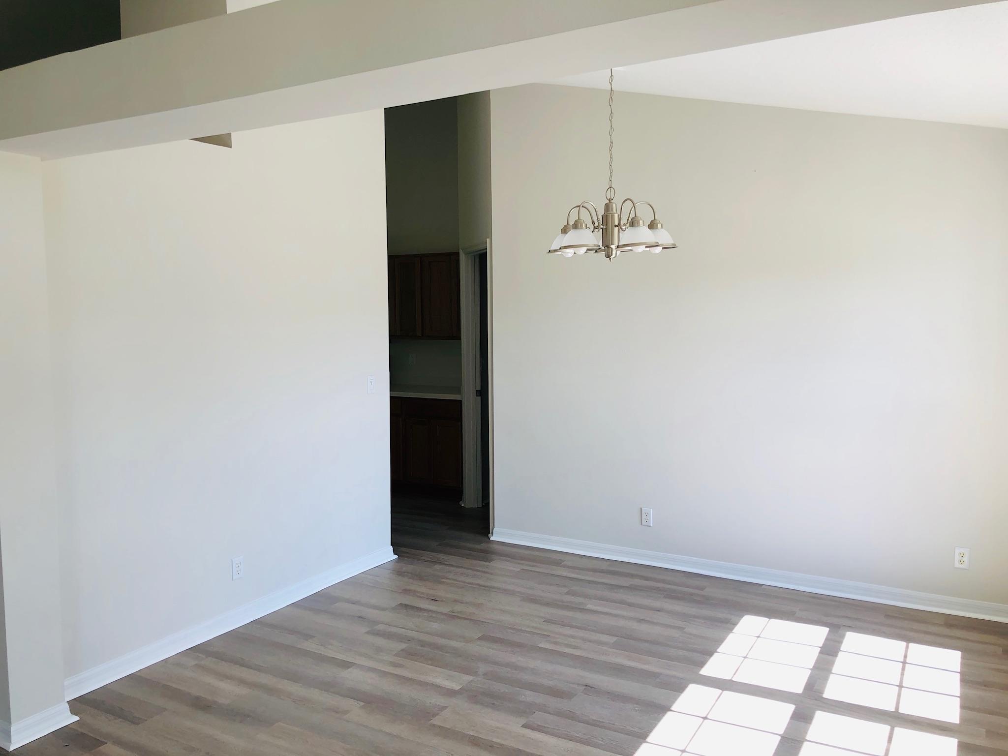 4550 Southwest Uleta Street Port St. Lucie, FL 34953 - Photo 4 of 27 Dining...