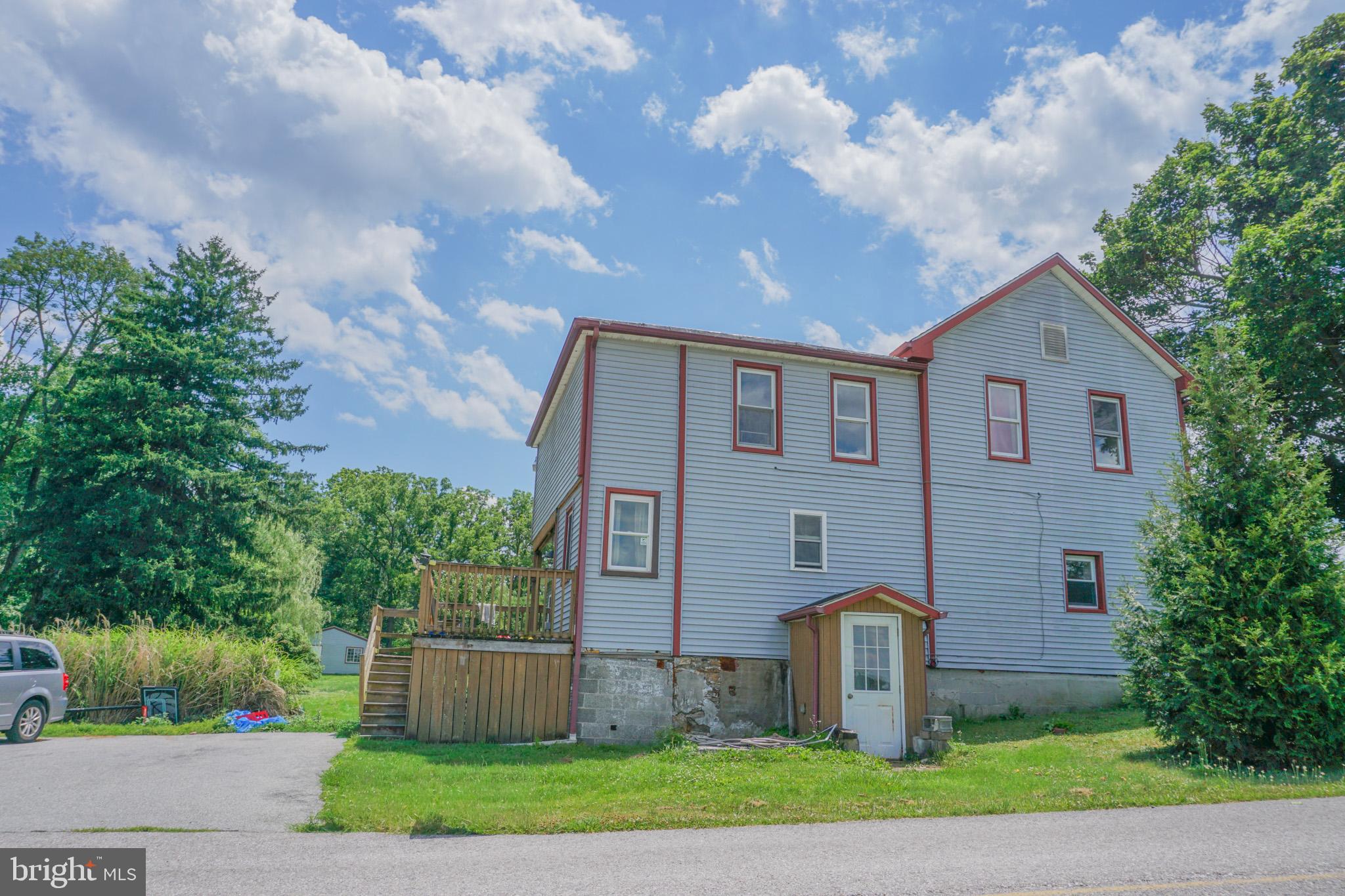1303 Sunnyside Road Spring Grove, PA 17362 - Photo 8 of 56