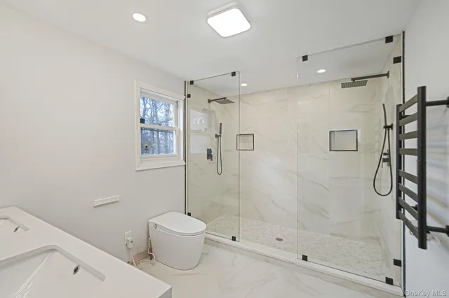 $679,999 | 361 Erie Street, Holbrook, NY 11741