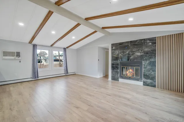 $679,999 | 361 Erie Street, Holbrook, NY 11741