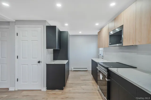 $679,999 | 361 Erie Street, Holbrook, NY 11741