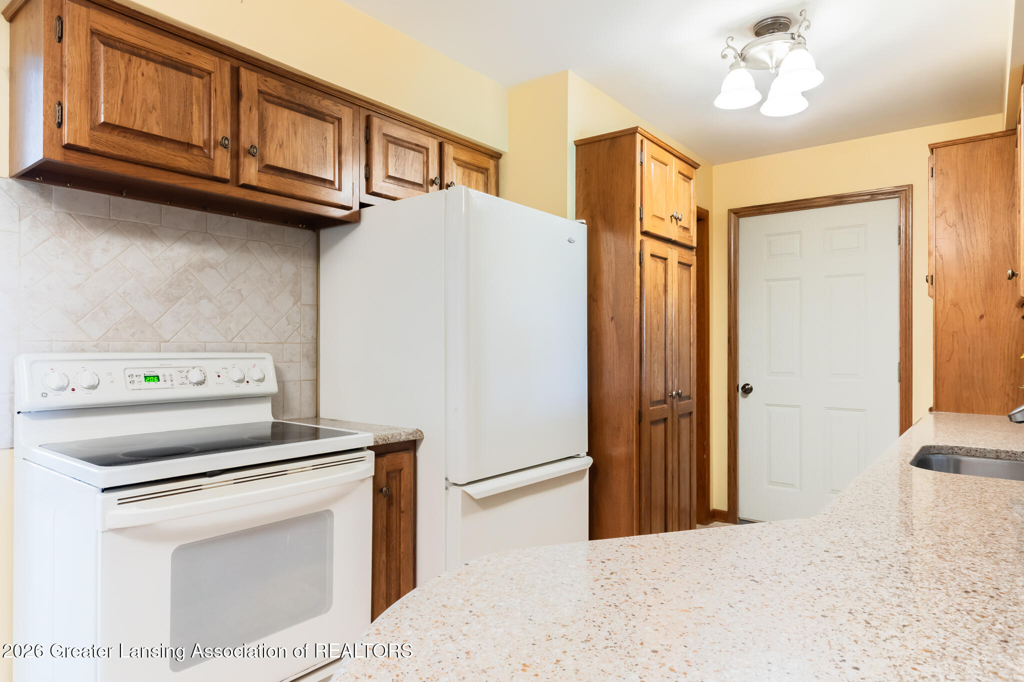 895 East Haslett Road Williamston, MI 48895 - Photo 12 of 40 895EHaslett12