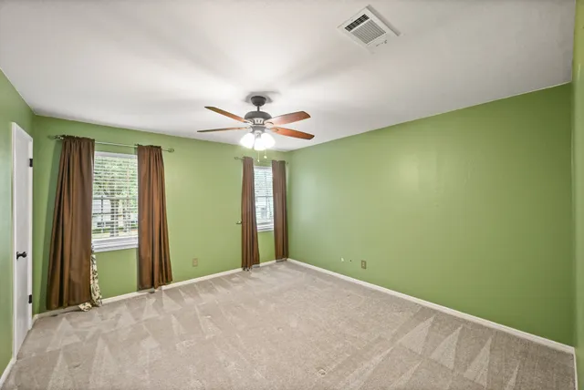 $2,200 | 7618 Fountaingrove Lane, Spring, TX 77379