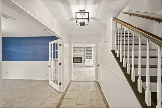 $2,200 | 7618 Fountaingrove Lane, Spring, TX 77379