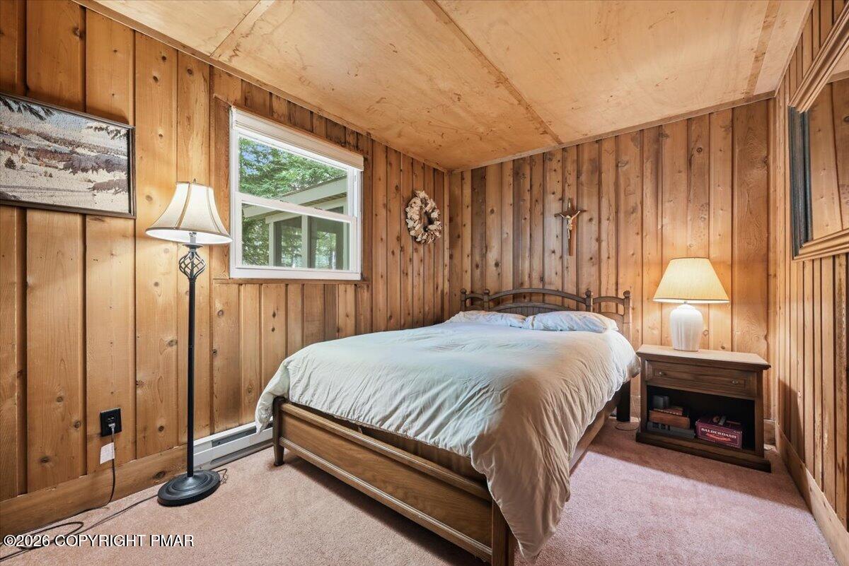 264 Selig Road Pocono Lake, PA 18347 - Photo 17 of 40 38-022_DSC_4500