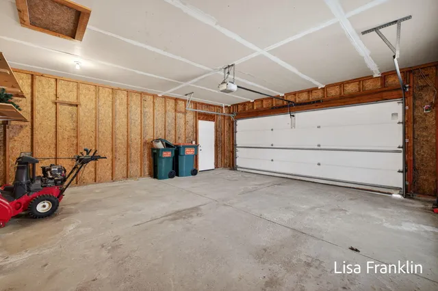 $359,400 | 5541 Eric Street, Allendale, MI 49401