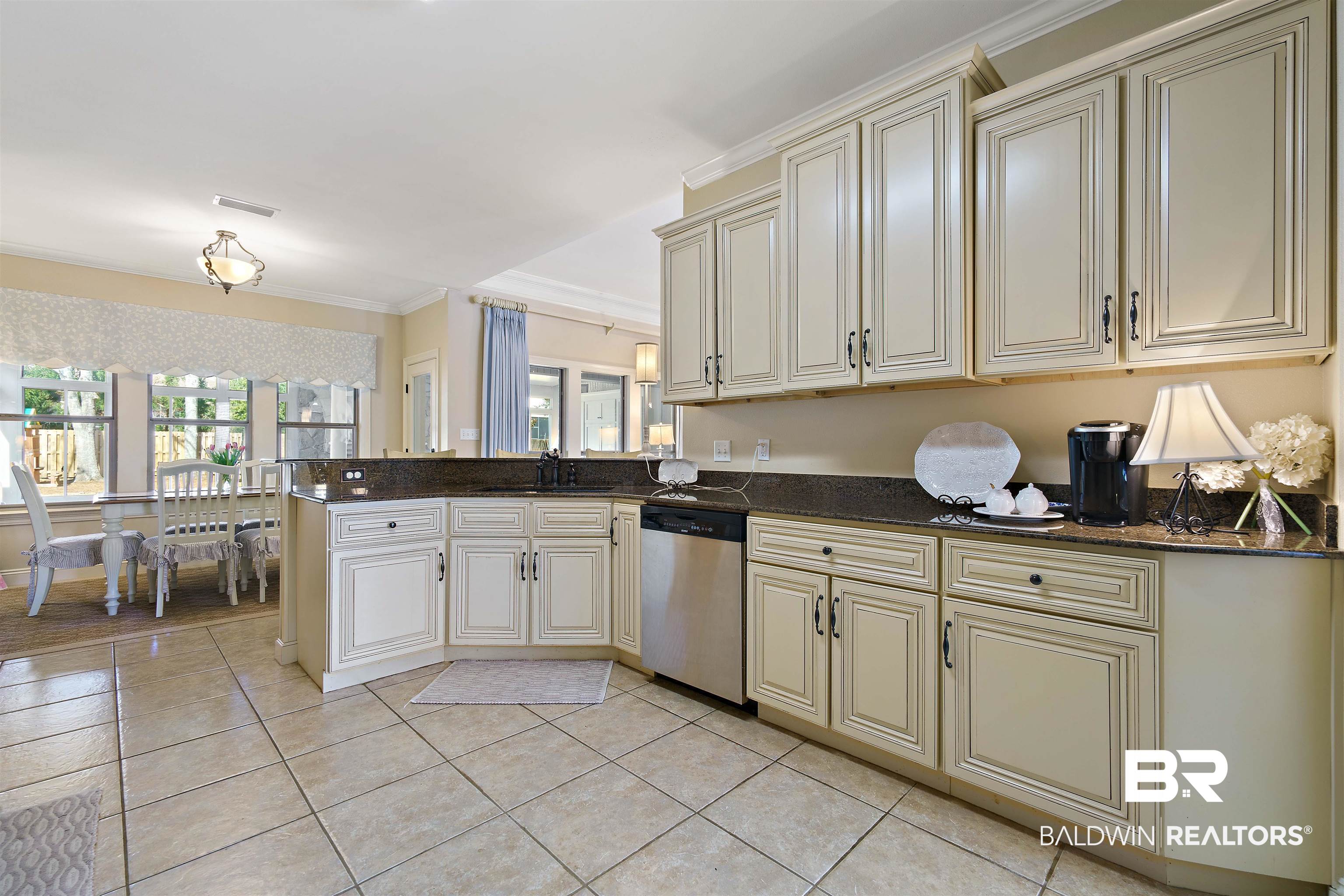403 Rothley Avenue Fairhope, AL 36532 - Photo 10 of 36