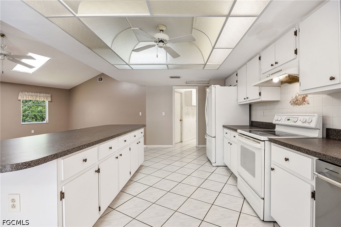 2411 Herzog Road Alva, FL 33920 - Photo 12 of 42 Gallery Image 12