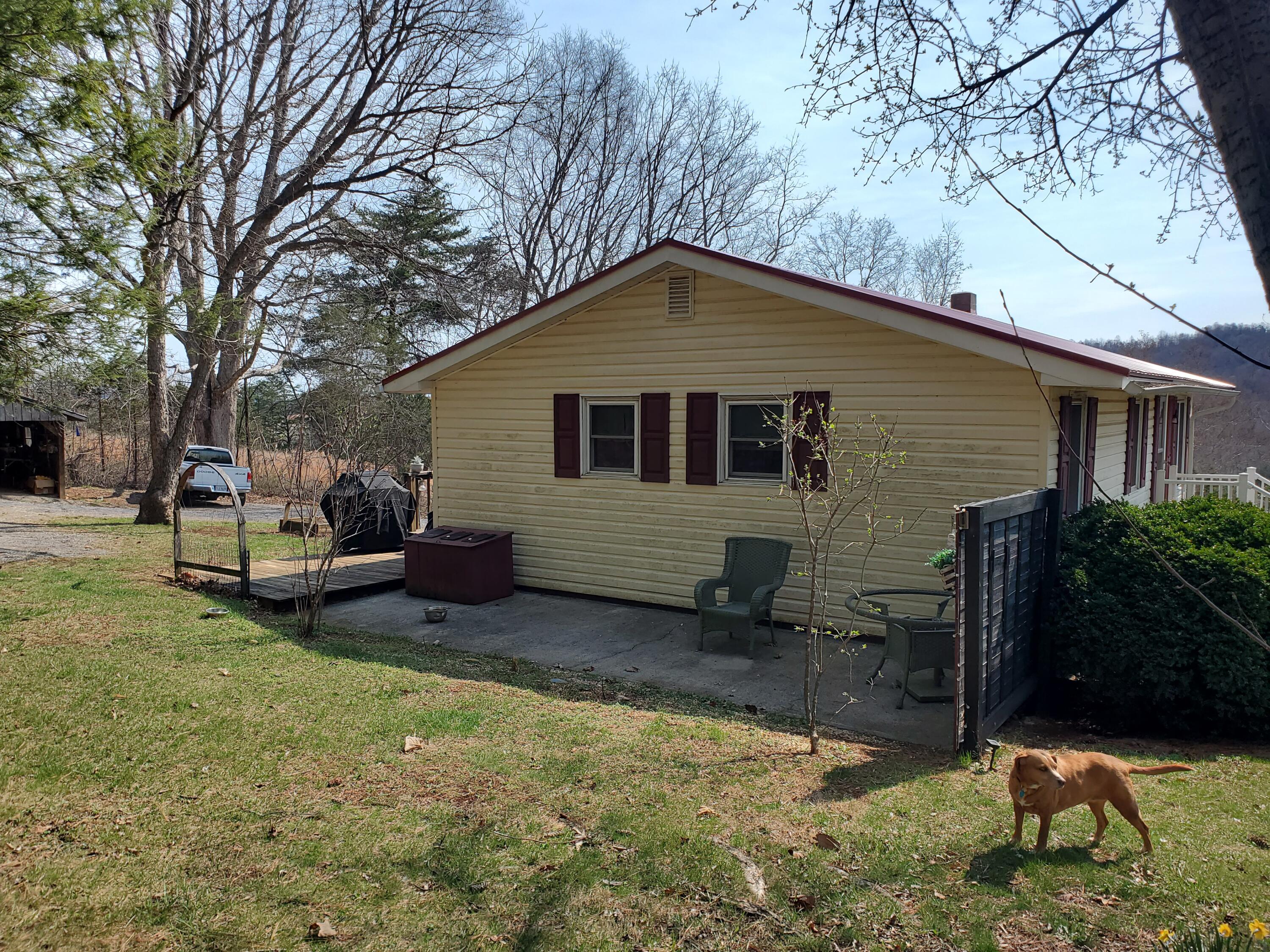1135 Taylor Mountain Road Thaxton, VA 24174 - Photo 28 of 38 20260313_115244