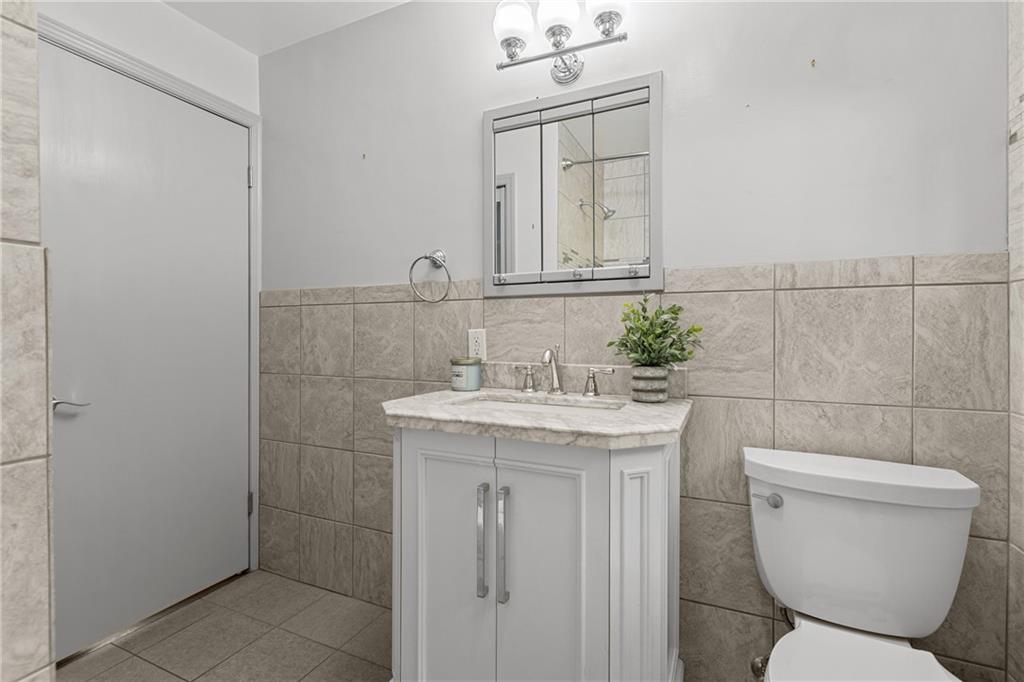 1040 Eckert Road Monaca, PA 15061 - Photo 16 of 32 Gallery Image 16