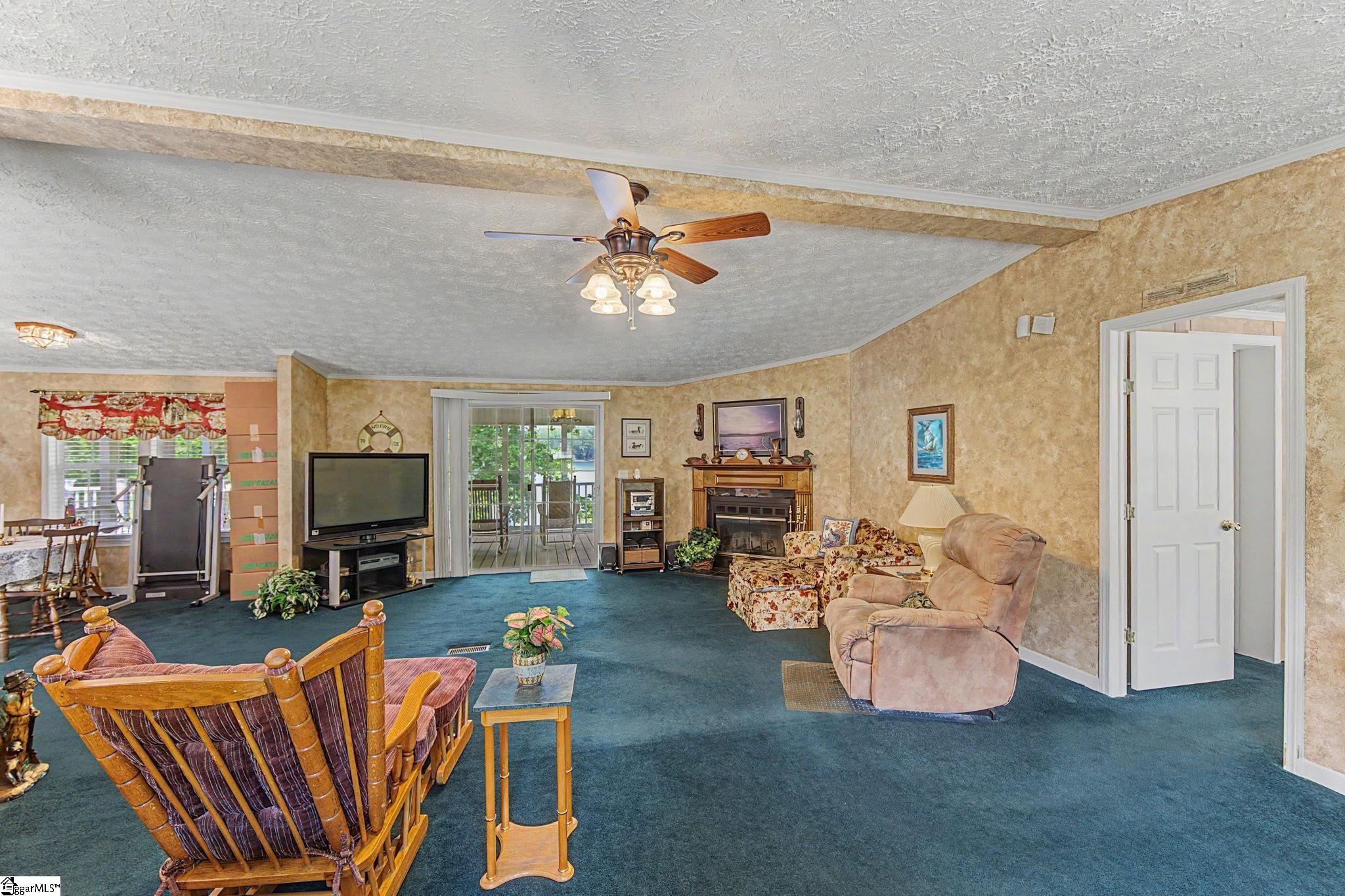 1754 Memorial Dr Extension Greer, SC 29651 - Photo 11 of 44