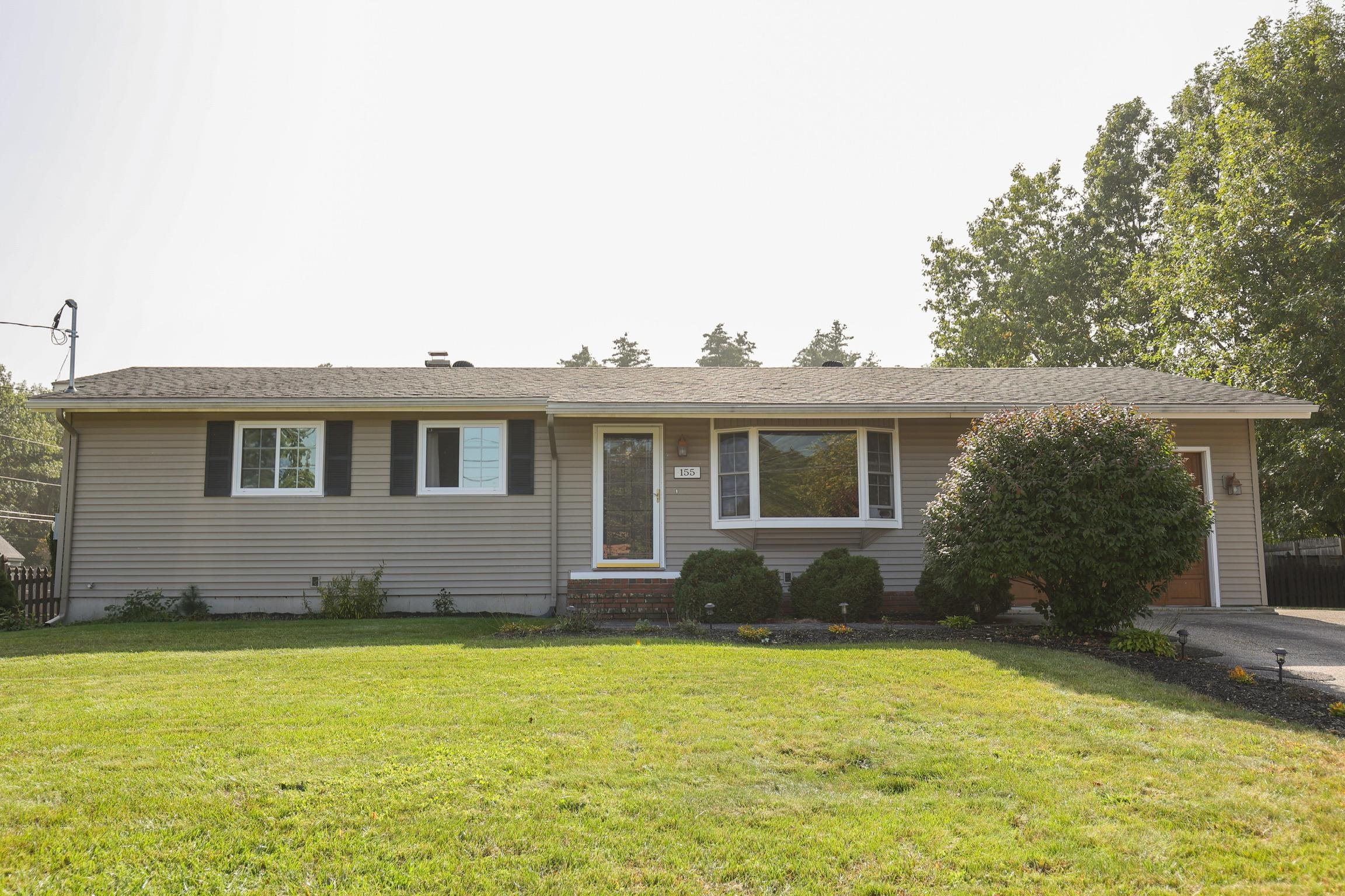 155 Bryant Road Manchester, NH 03109 - Photo 13 of 34