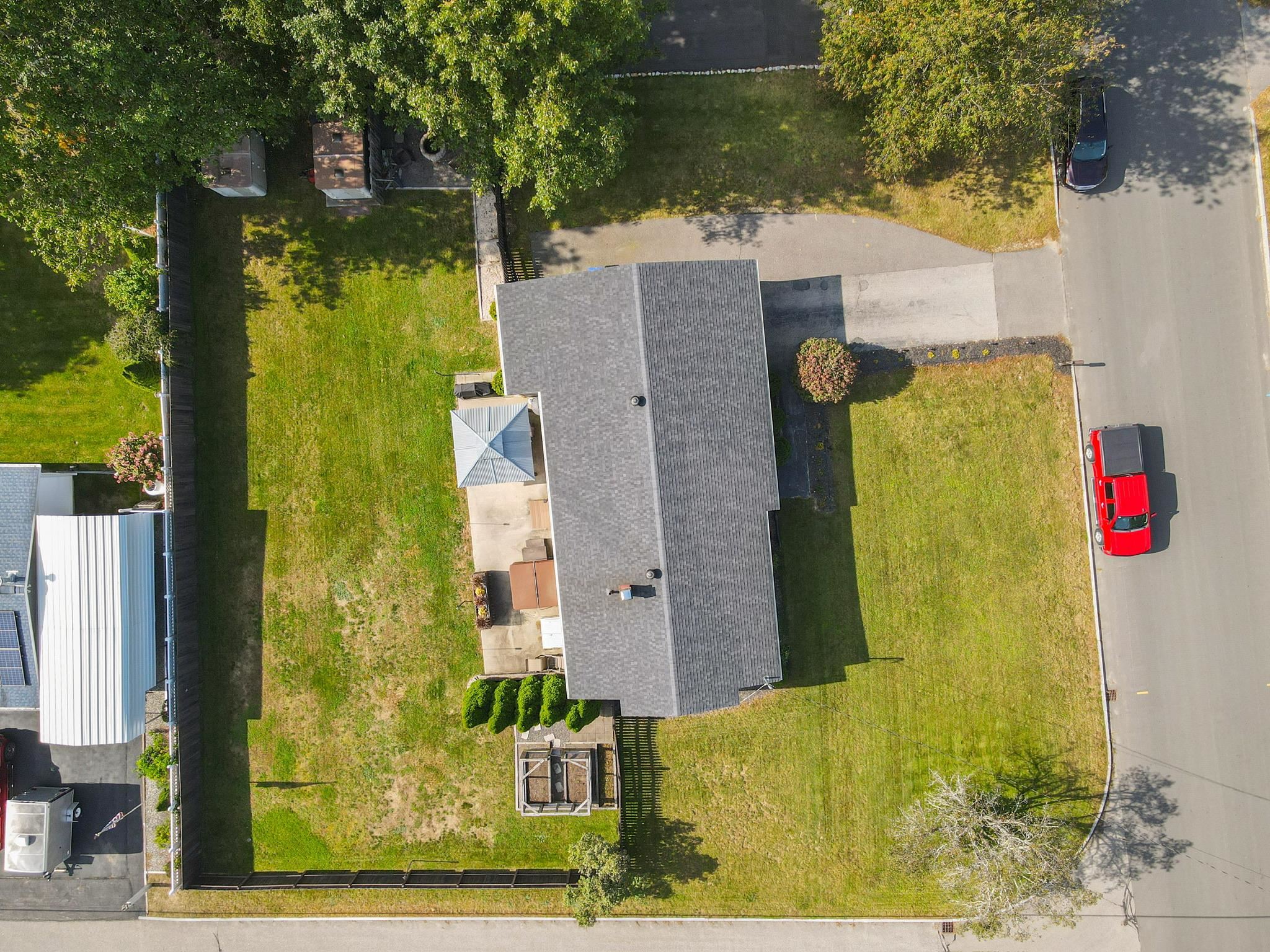 155 Bryant Road Manchester, NH 03109 - Photo 26 of 34
