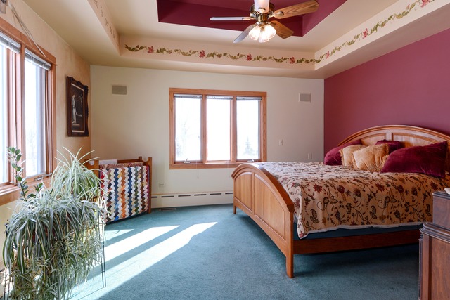 2073 Collins Road Oswego, IL 60543 - Photo 10 of 24 Gallery Image 10