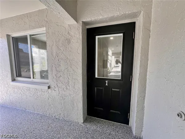 $1,750 | 4102 Southeast 19th Place, Unit 6, Cape Coral, FL 33904