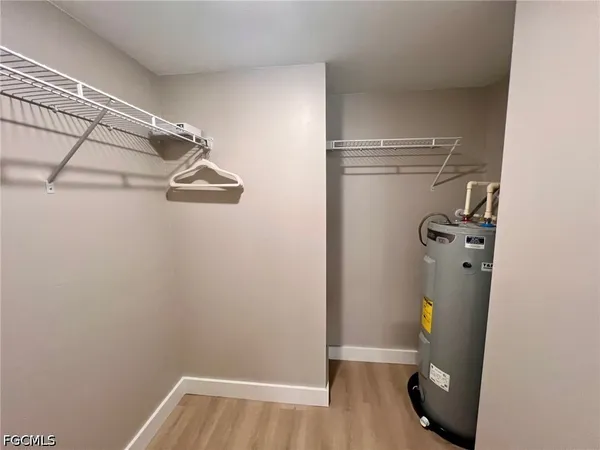 $1,750 | 4102 Southeast 19th Place, Unit 6, Cape Coral, FL 33904