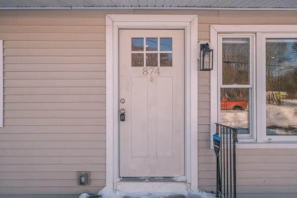 $479,900 | 874 Sanford Road, Wells, ME 04090