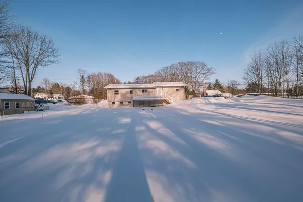 $479,900 | 874 Sanford Road, Wells, ME 04090