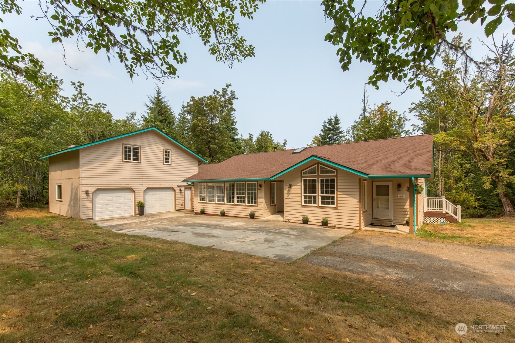 138 Shale Road Port Angeles, WA 98362 - Photo 1 of 39 Gallery Image 1