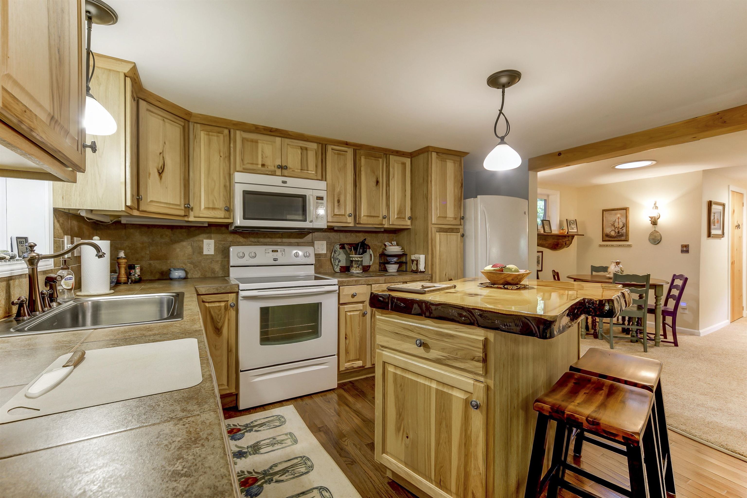 2396 West Side Road Conway, NH 03860 - Photo 13 of 23