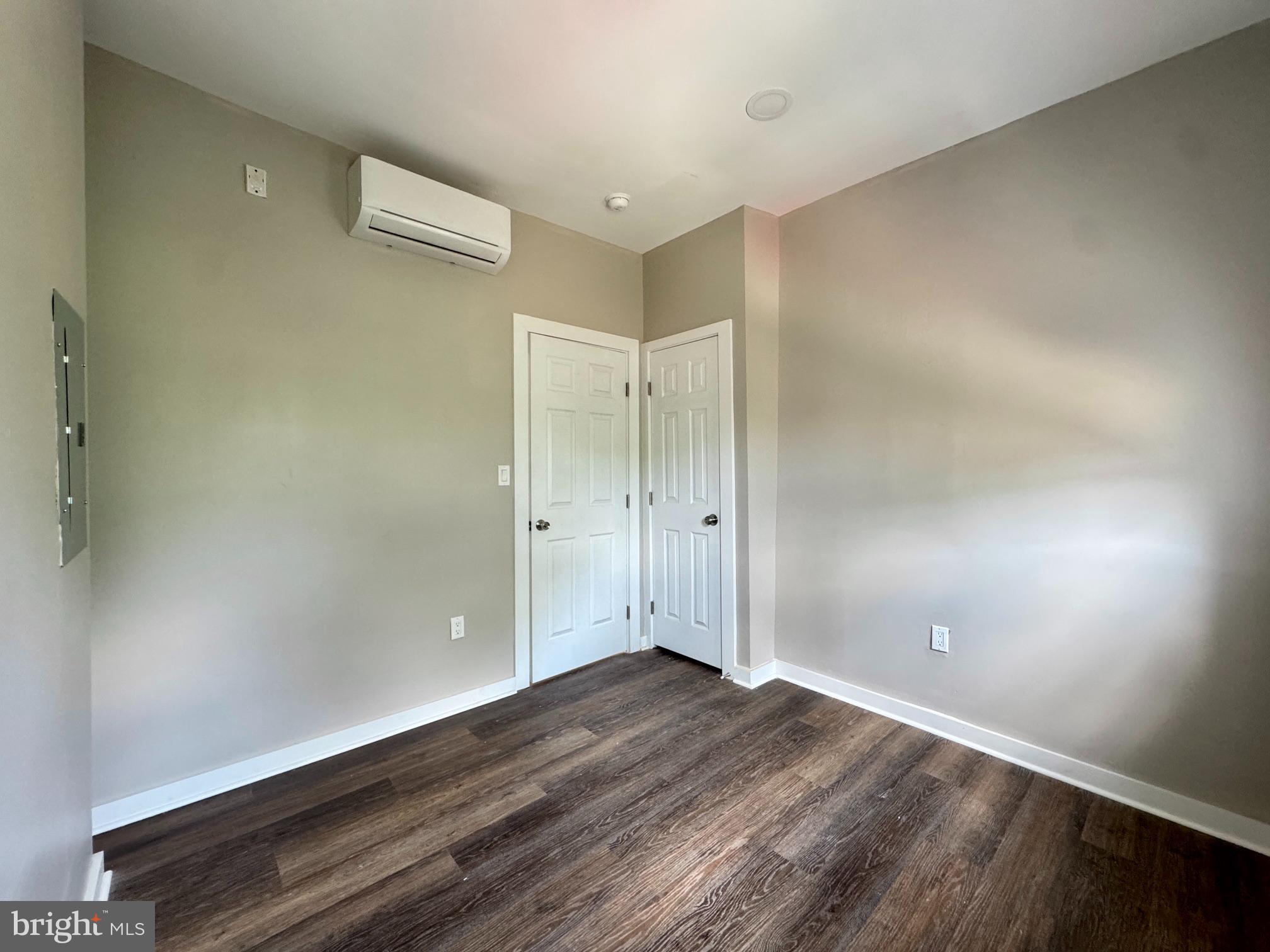 247 South 44th Street, Unit 2 Philadelphia, PA 19104 - Photo 4 of 6