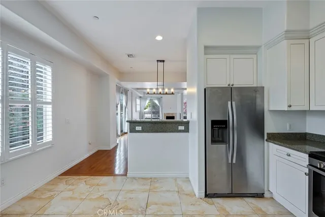 $998,800 | 5027 Colfax Avenue, Unit 1, Valley Village, CA 91601