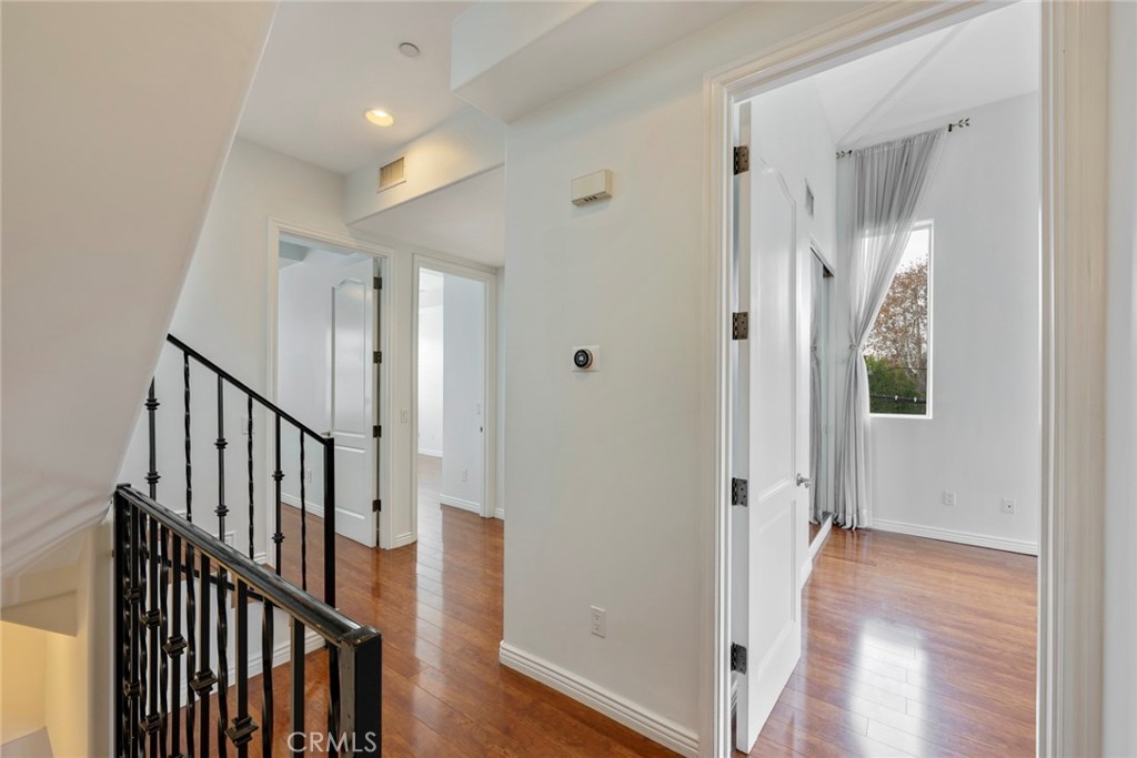 5027 Colfax Avenue, Unit 1 Valley Village, CA 91601 - Photo 14 of 36