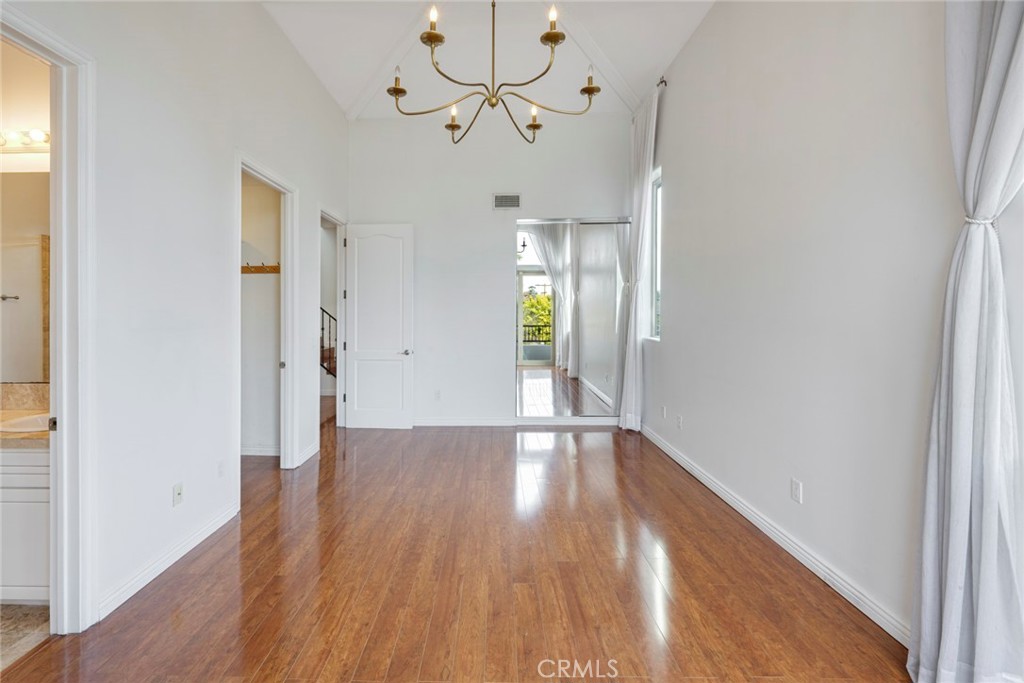 5027 Colfax Avenue, Unit 1 Valley Village, CA 91601 - Photo 18 of 36