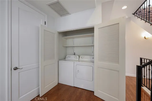 $998,800 | 5027 Colfax Avenue, Unit 1, Valley Village, CA 91601