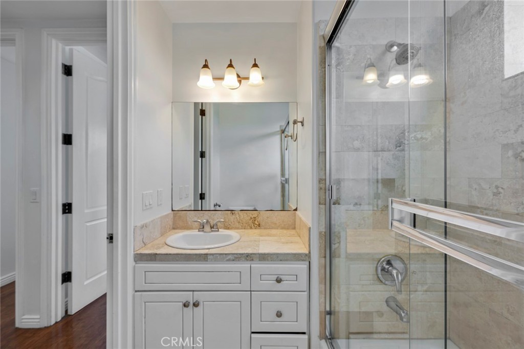 5027 Colfax Avenue, Unit 1 Valley Village, CA 91601 - Photo 25 of 36